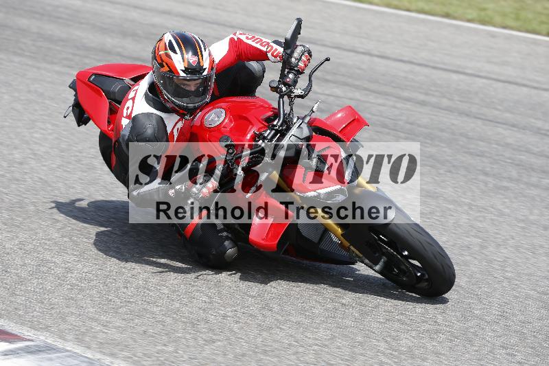 /27 12.06.2025 Ducati Schweiz Trackday Warmup  ADR/gruen-vert/ohne